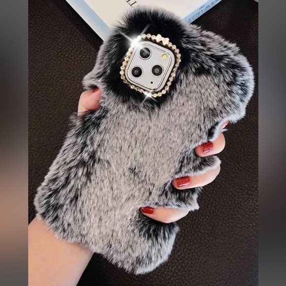 iPhone 14 Pro Max Faux Fur Case - Picture 1 of 5